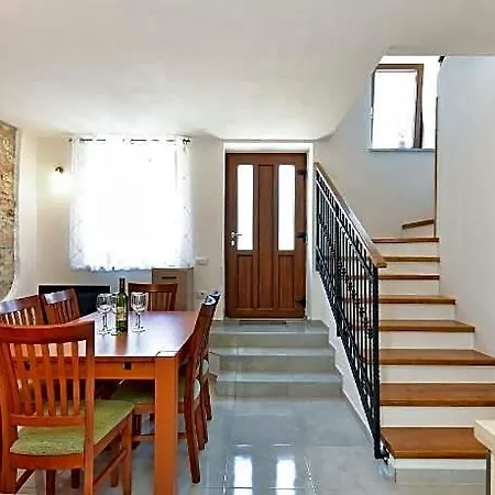 House 1735